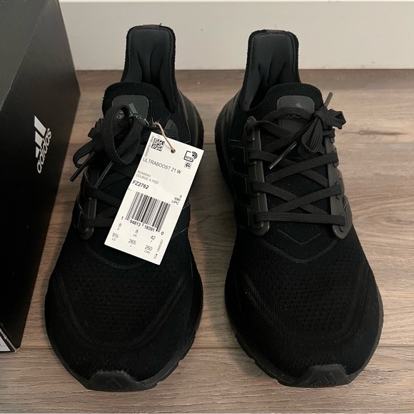 adidas Women's Ultraboost 21 Running Shoe- Color: Black/Black/Black- Size 9.5 - Picture 4 of 15